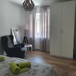 Apartment Manu Pula